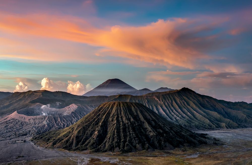 ٤ أماكن رائعة لمشاهدة غروب الشمس في جبل برومو