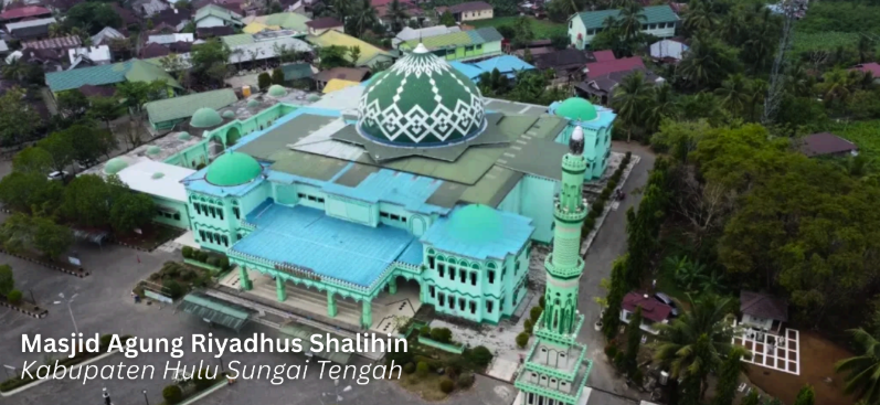 Masjid Agung Riadhussalihin