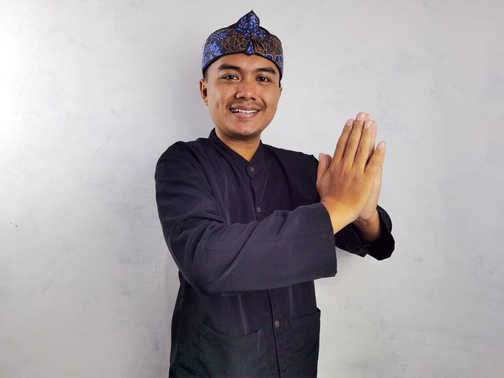 Baju Komprang and Iket Sunda