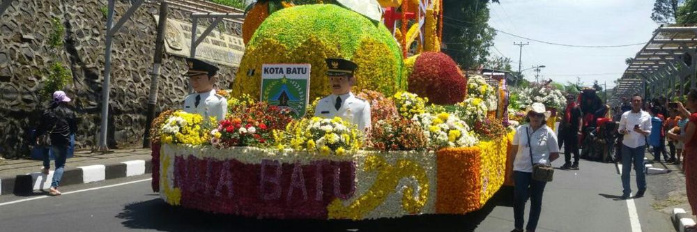 The Colorful and Aromatic Tomohon International Flower Festival 2018