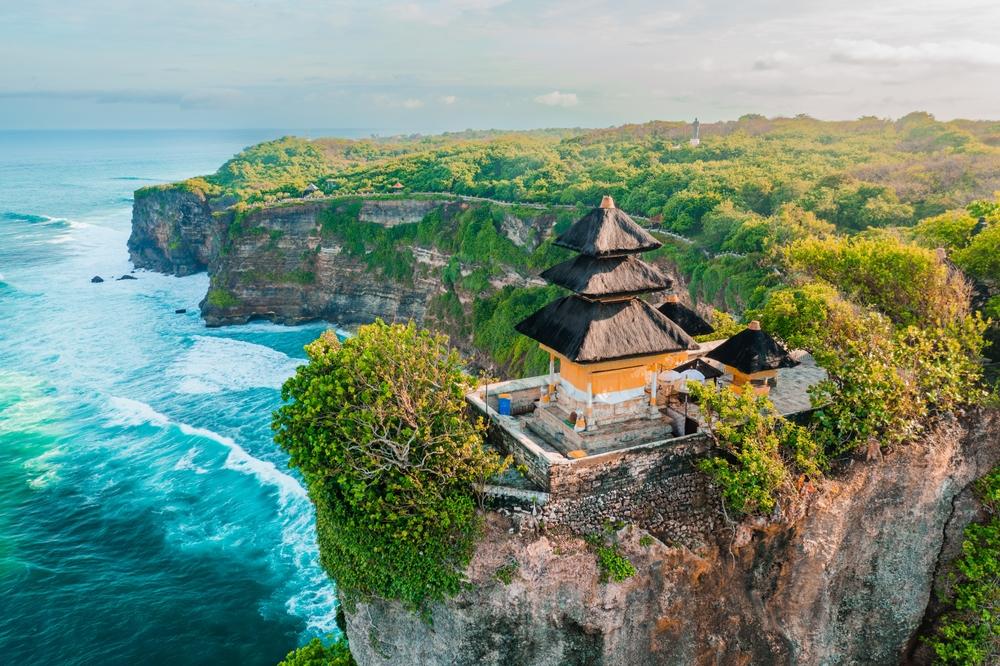 Pura Uluwatu, en paradijs op de klifrand met uitzicht op zee