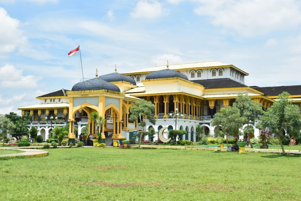 Istana Maimun, Jejak Kemakmuran Kesultanan Deli di Medan