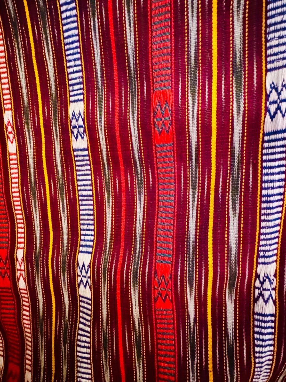 Tenun Bima: Kain Tradisional Khas dari Nusa Tenggara Barat