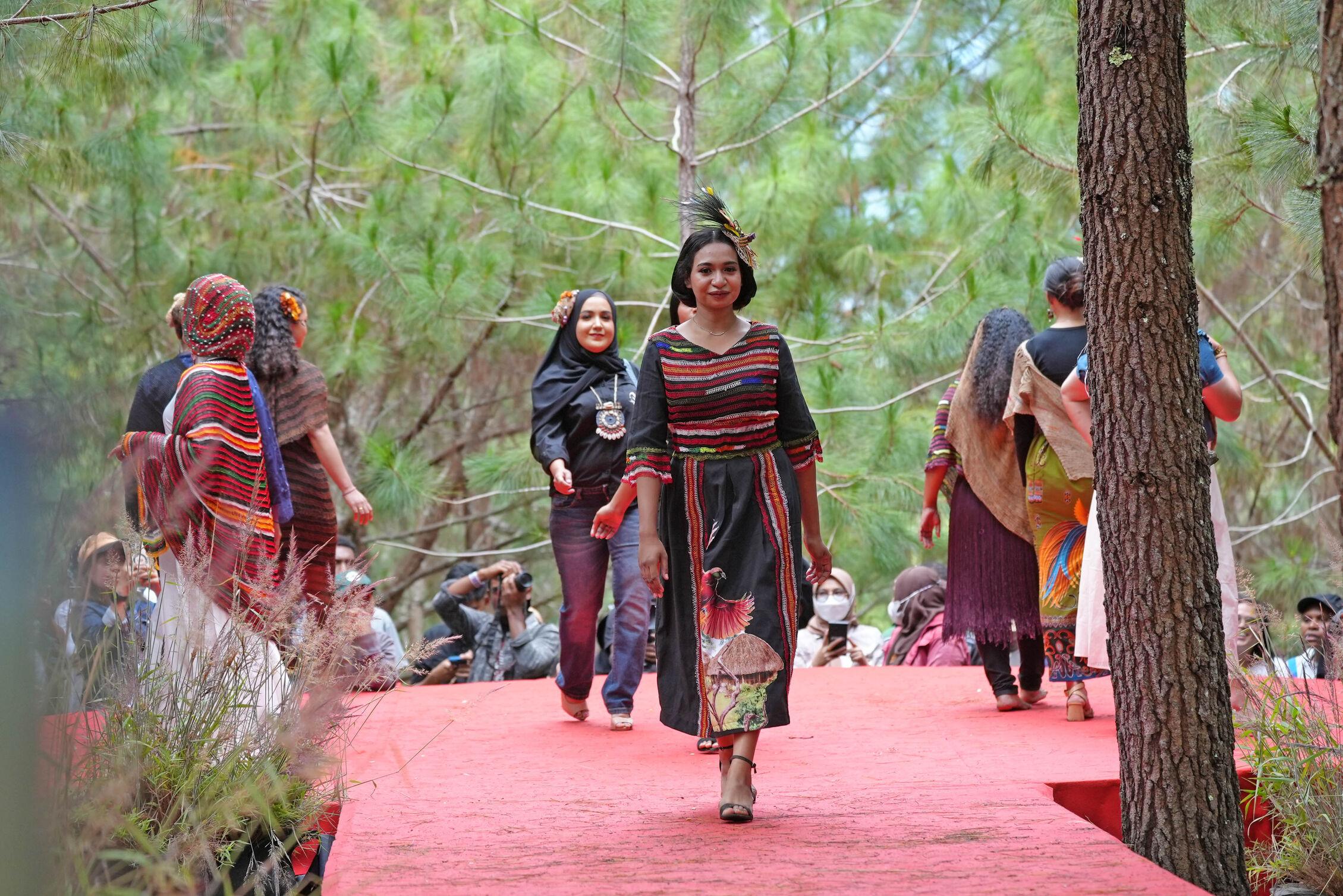 Noken Street Fashion Show