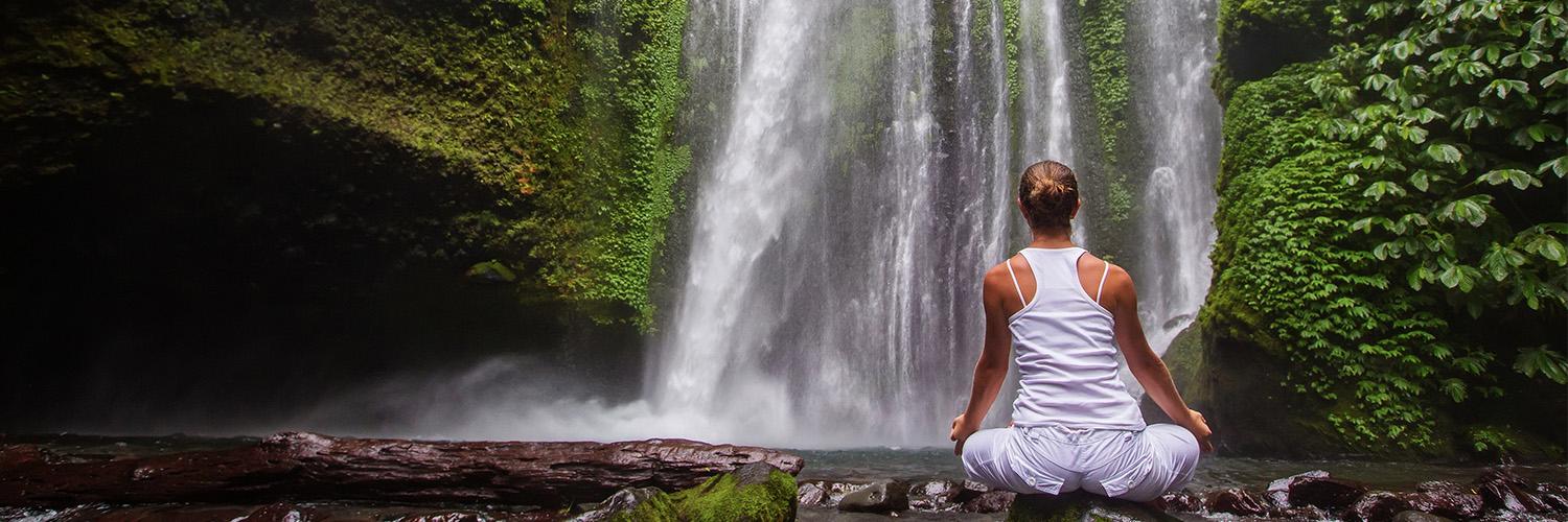 أفضل خمسة أماكن لممارسة اليوغا في لومبوك