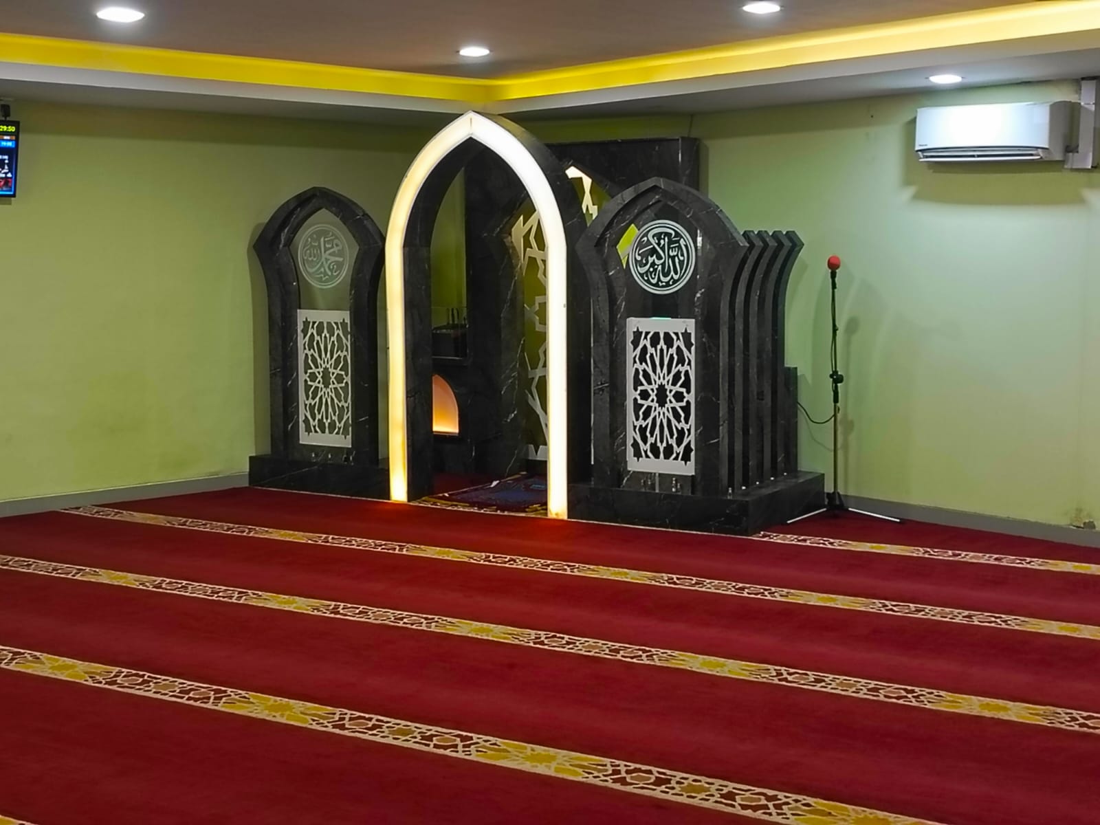 Nagoya Hill Superblock/Mall